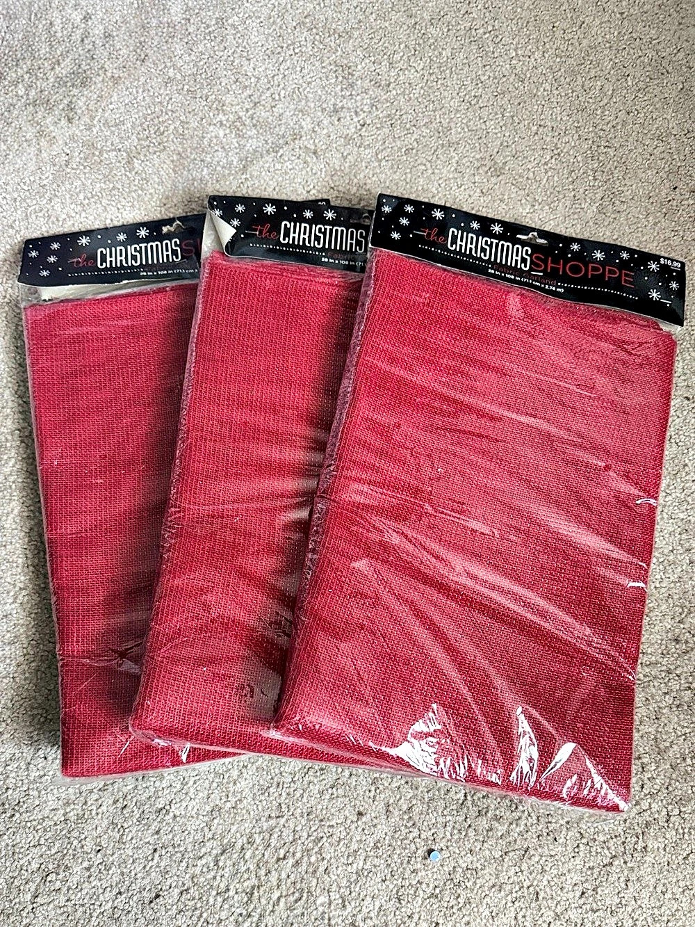The Christmas Shoppe Fabric Garland The Red 3-Pack
